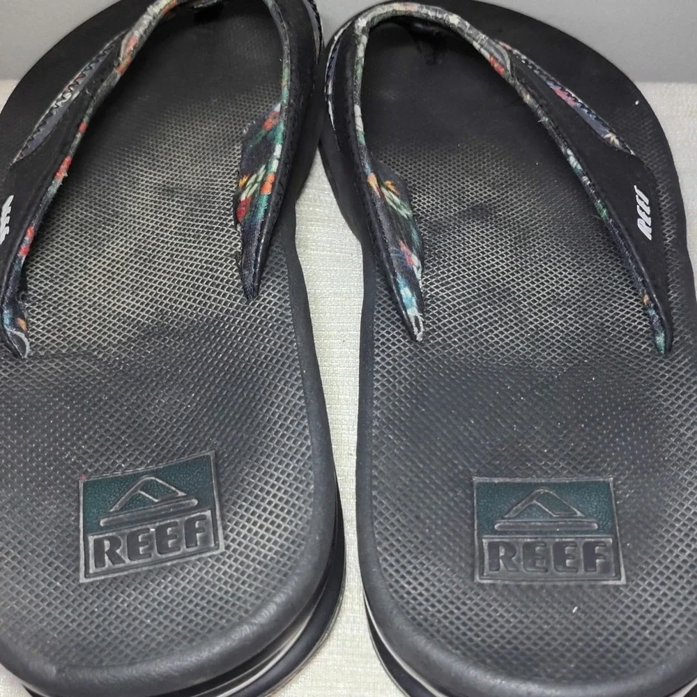 Vintage Reef Men's Fanning Thong Flip Flop Bottle Opener Sandals Floral 12?‎ 04